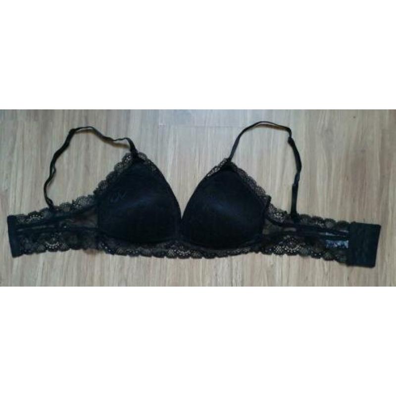 BH mt S/M zwart kant Fancy Underwear