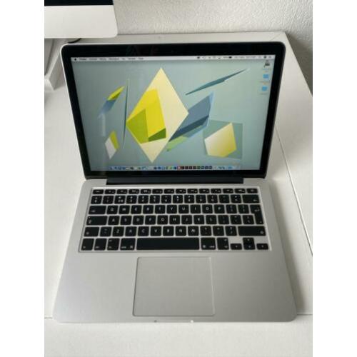 Macbook Pro 2015 13 inch 256gb 8GB