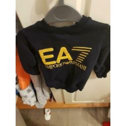 Volle doos baby kleding incl zwitsal producten