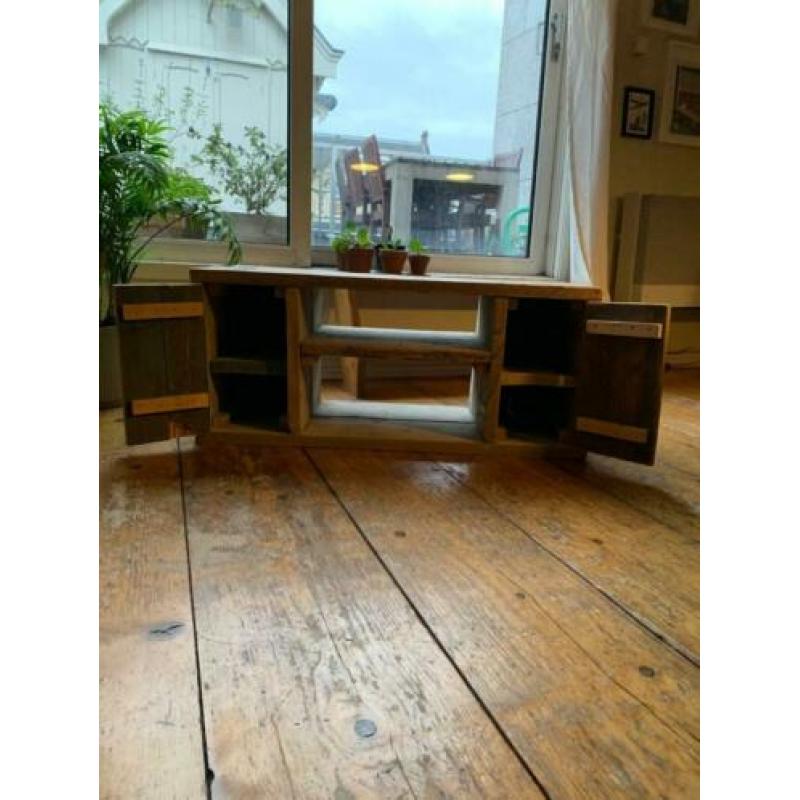 Mooi kastje van sloop/steigerhout te koop