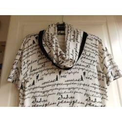 Leuke top truitje met text van Caroline Biss mt 40
