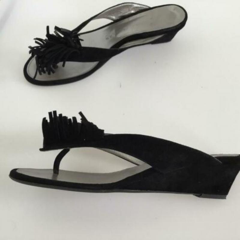 Yoli Petra Dieler 39 zwarte suede leren slippers franjes