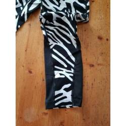 Nike nieuwe 3/4 broek maat S zwart wit