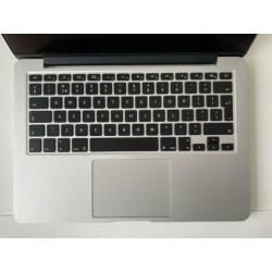 Macbook Pro 2015 13 inch 256gb 8GB