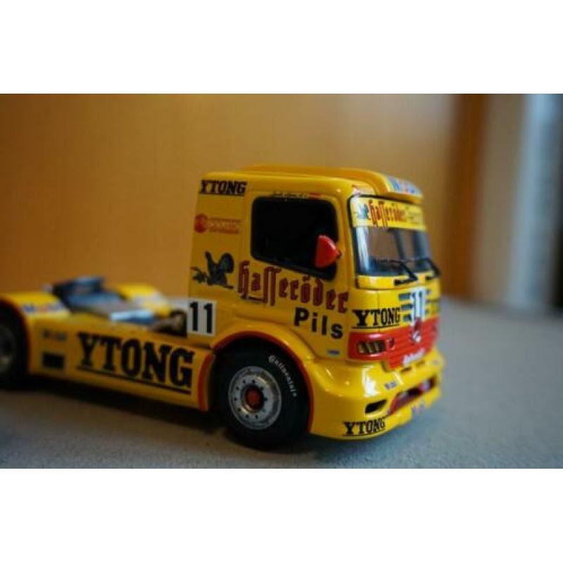 Mercedes 2x Atego Race truck 1999 Mini Champs 1/43