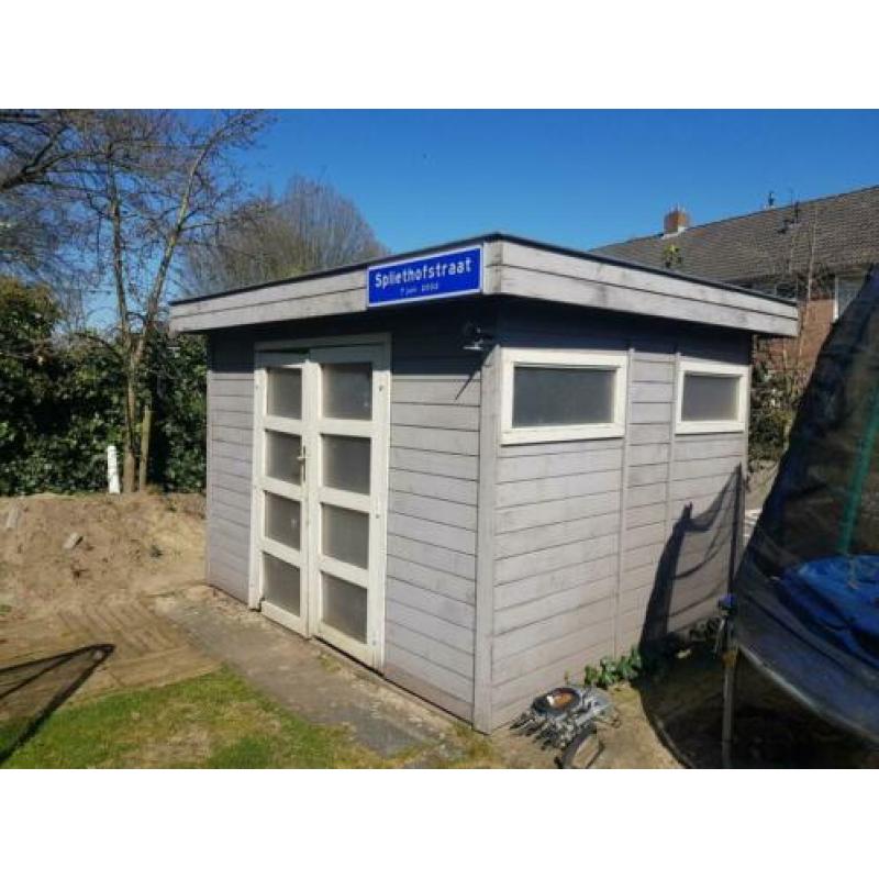 Tuinhuisje