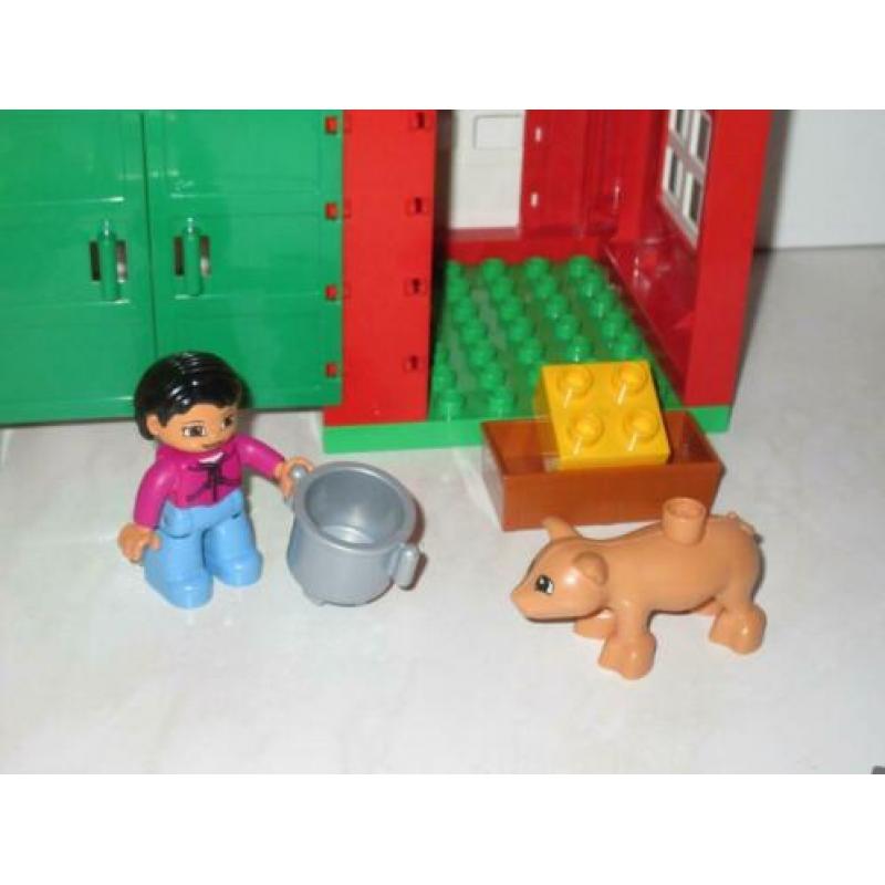 Duplo leuke grote boerderij met tractor en melkwagen