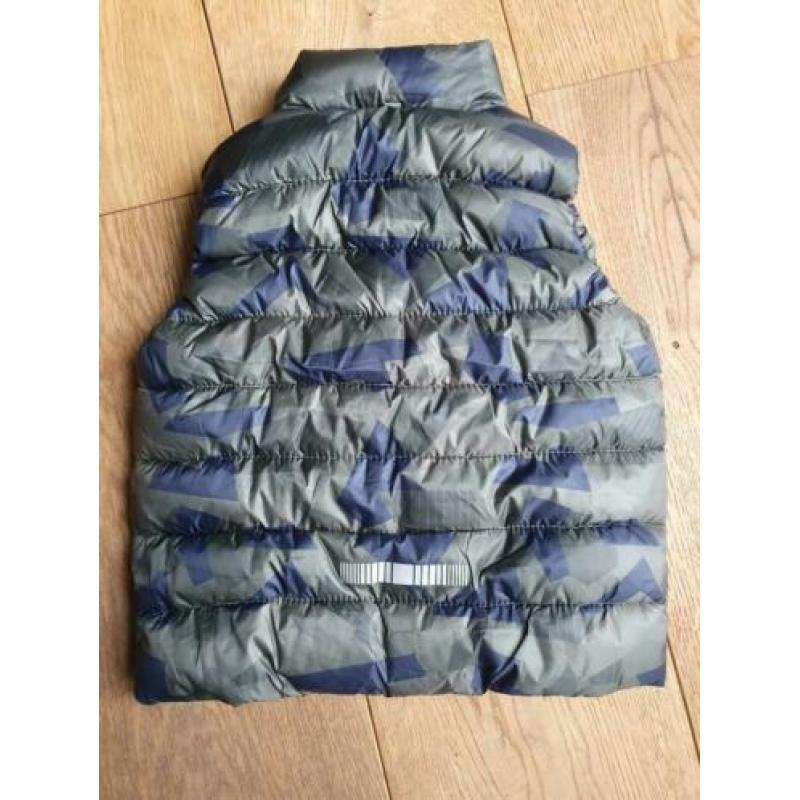 Stoere bodywarmer maat 98/104
