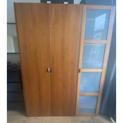 Kledingkast bruin hout