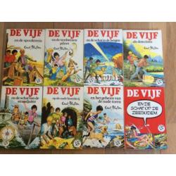 3 boeken EURO.5, 5 boeken Bob Evers, 8 boeken De Vijf