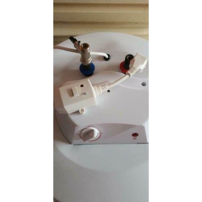 Boiler 80 liter vidaxl 2 maanden gebruikt ivm verbouwing