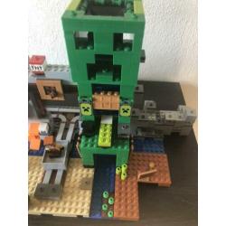 Lego Minecraft 21155 - niet helemaal compleet, wel bijna