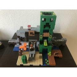 Lego Minecraft 21155 - niet helemaal compleet, wel bijna