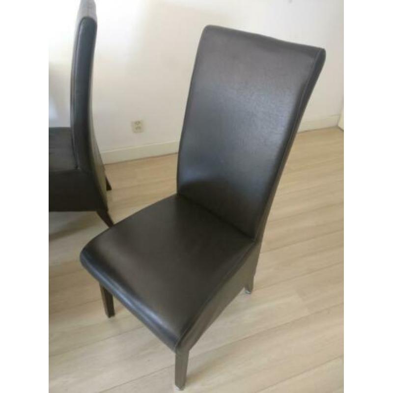 4 zwarte leren eetkamerstoelen