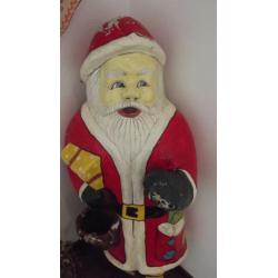 antieke papier mache kerstman met kerstboompje kerst