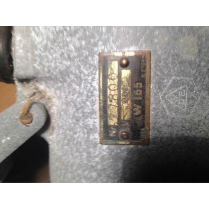 Vampyr W165 steelstofzuiger van AEG uit 1929
