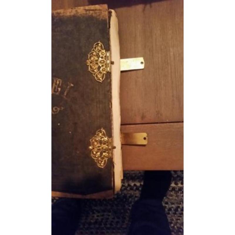 Antieke bijbel Joh.de Liefde