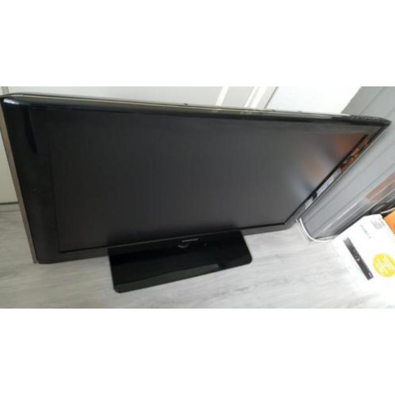 Samsung Tv 40"defect /Lg 32"defect