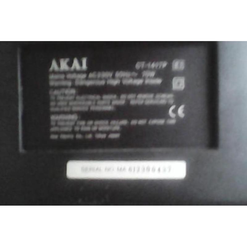 Te koop Akai draagbare kleuren televisie met beugel!