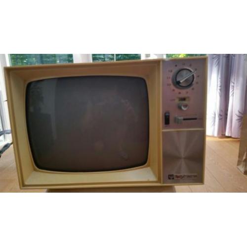 Vintage TV model TB-22 EAD in kast van bakeliet