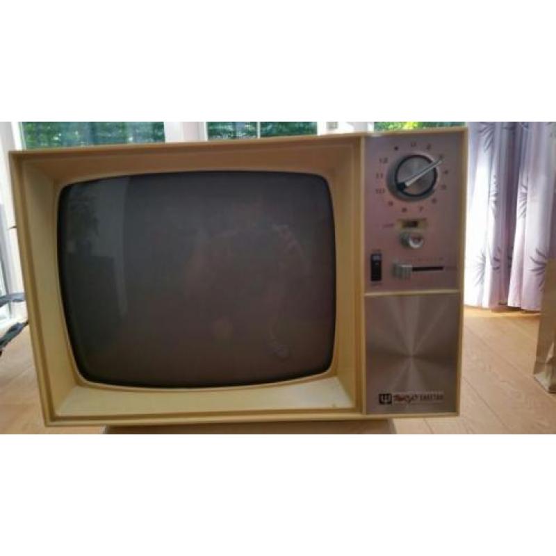 Vintage TV model TB-22 EAD in kast van bakeliet