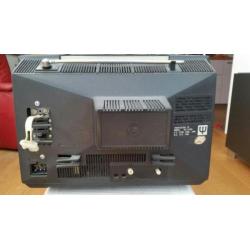 Vintage TV model TB-22 EAD in kast van bakeliet