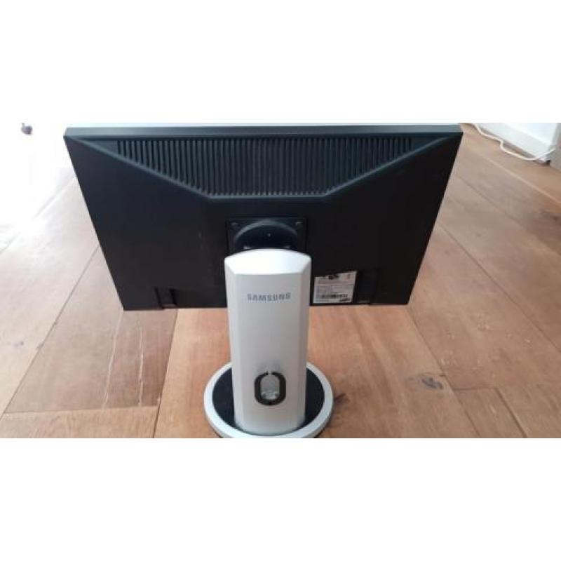Samsung syncmaster 940BW