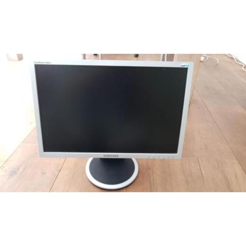 Samsung syncmaster 940BW