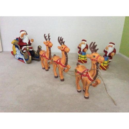 Kerstman met slee decoratie