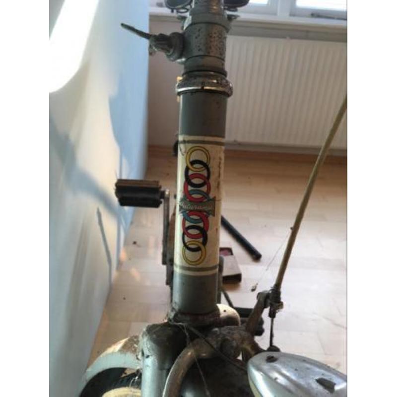 Vintage vouwfiets van het merk futuramic