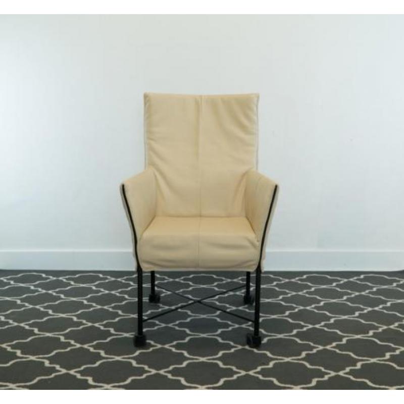 14 Showroommodellen Montis Chaplin crème wit, als nieuw!