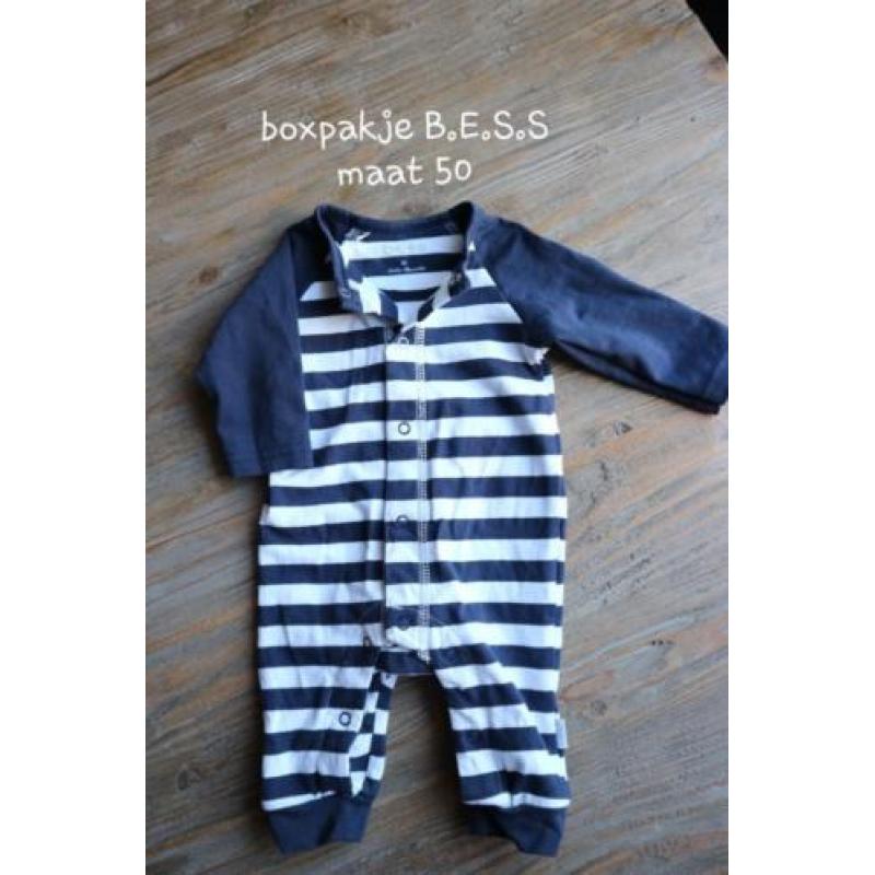 Groot pakket kleding maat 50/56 Zie foto's!