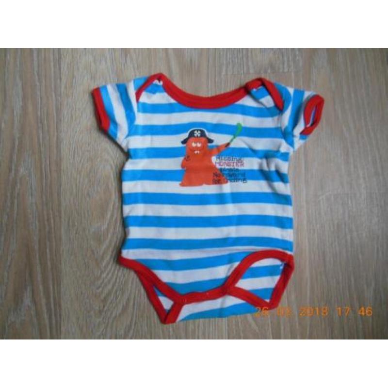 Te koop HEMA rompertjes en mutsjes mt 50/56 voor maar €2,50