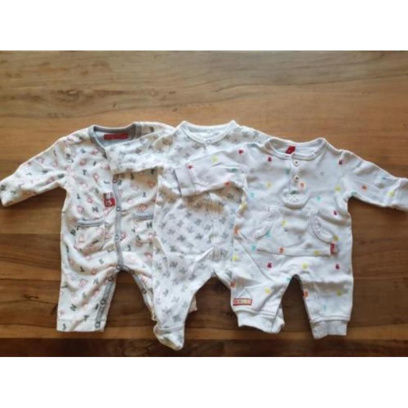 3 babypakjes maat 50