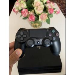 PlayStation 4 pro zeer nette staat!