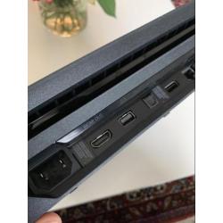 PlayStation 4 pro zeer nette staat!