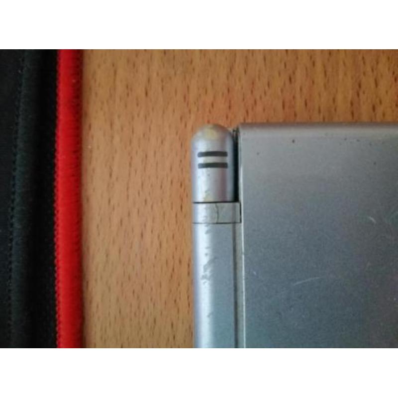 Nintendo DS Lite - met toebehoren en games.