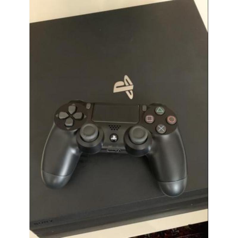 PlayStation 4 pro zeer nette staat!