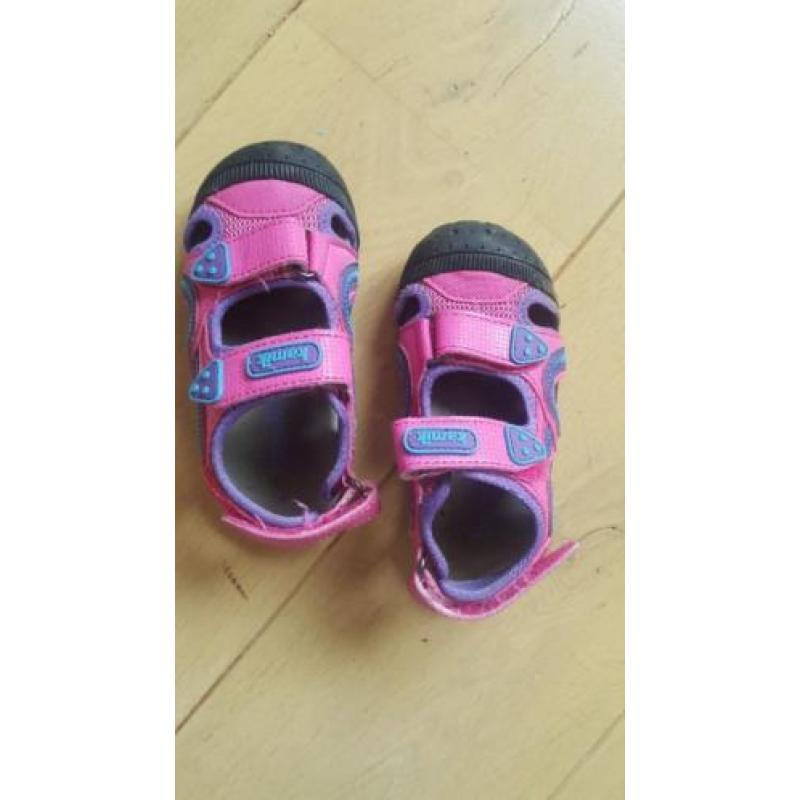 Kamik wandelschoenen maat 26