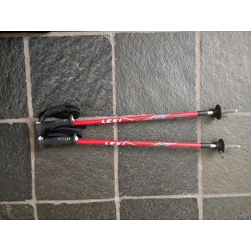 Leki Kinder wandelstokken rood. Uitschuifbaar tot 1,10m.