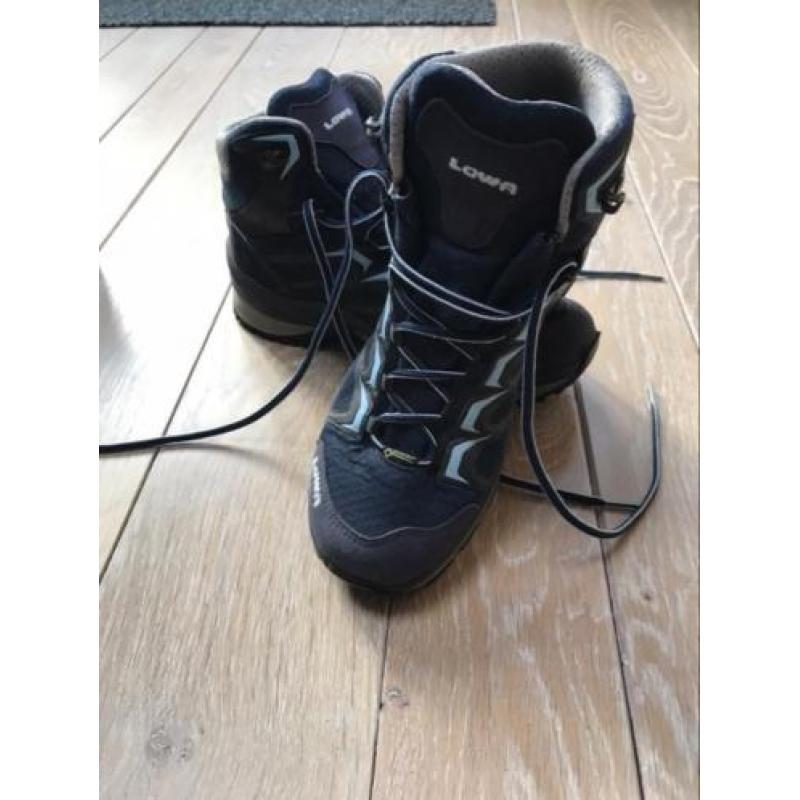 Wandelschoenen Lowa maat 39,5